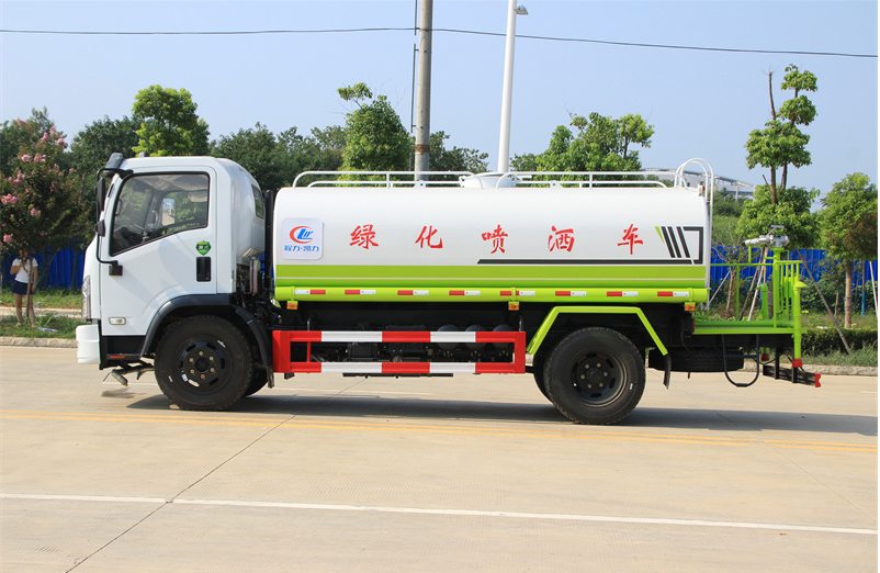 国六东风凯普特绿化喷洒车